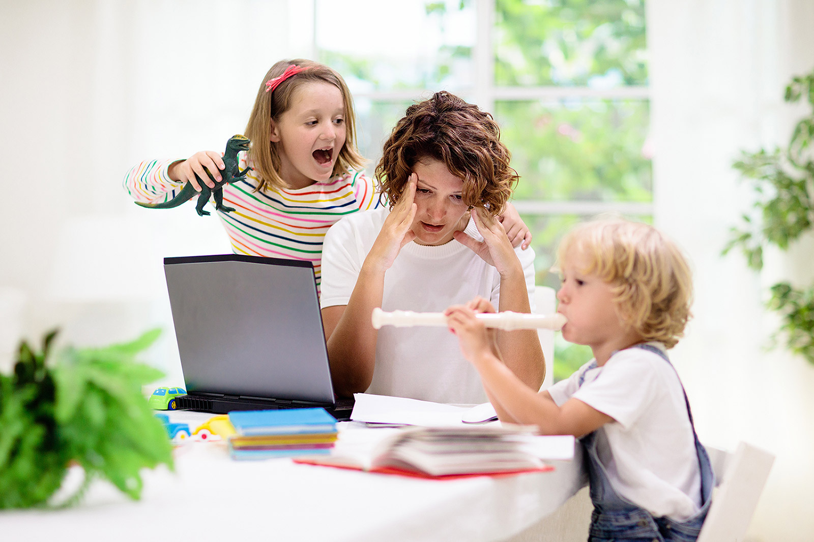 How To Homeschool Your Kids Without Going Crazy Whiteboards And Pinboards